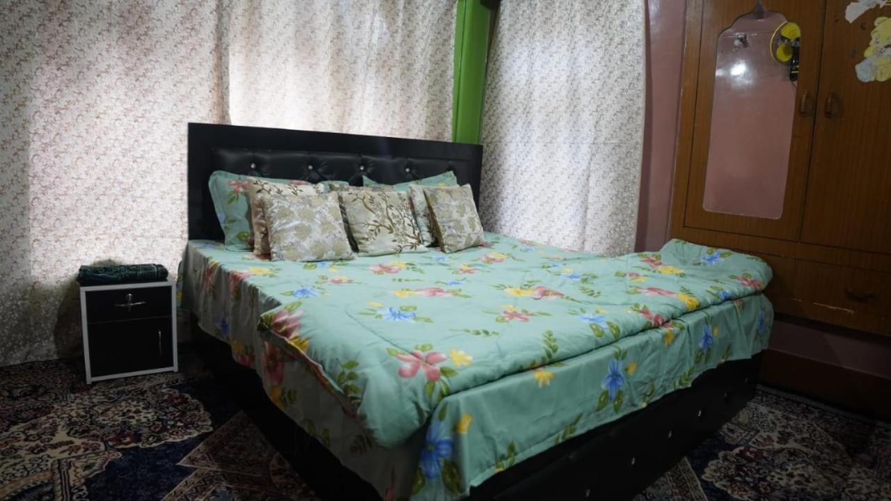 Wani Guest House غولمارغ المظهر الخارجي الصورة