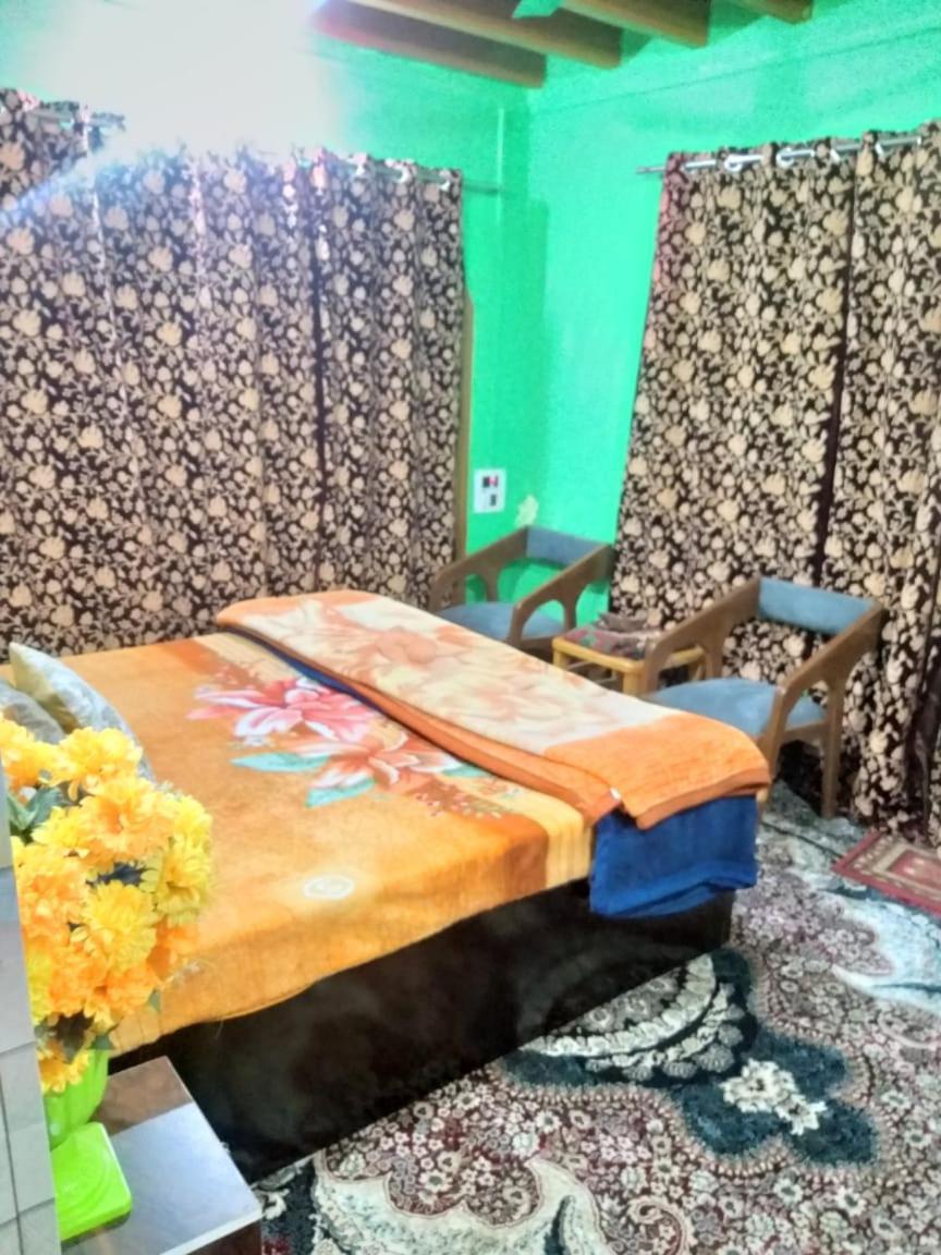 Wani Guest House غولمارغ المظهر الخارجي الصورة
